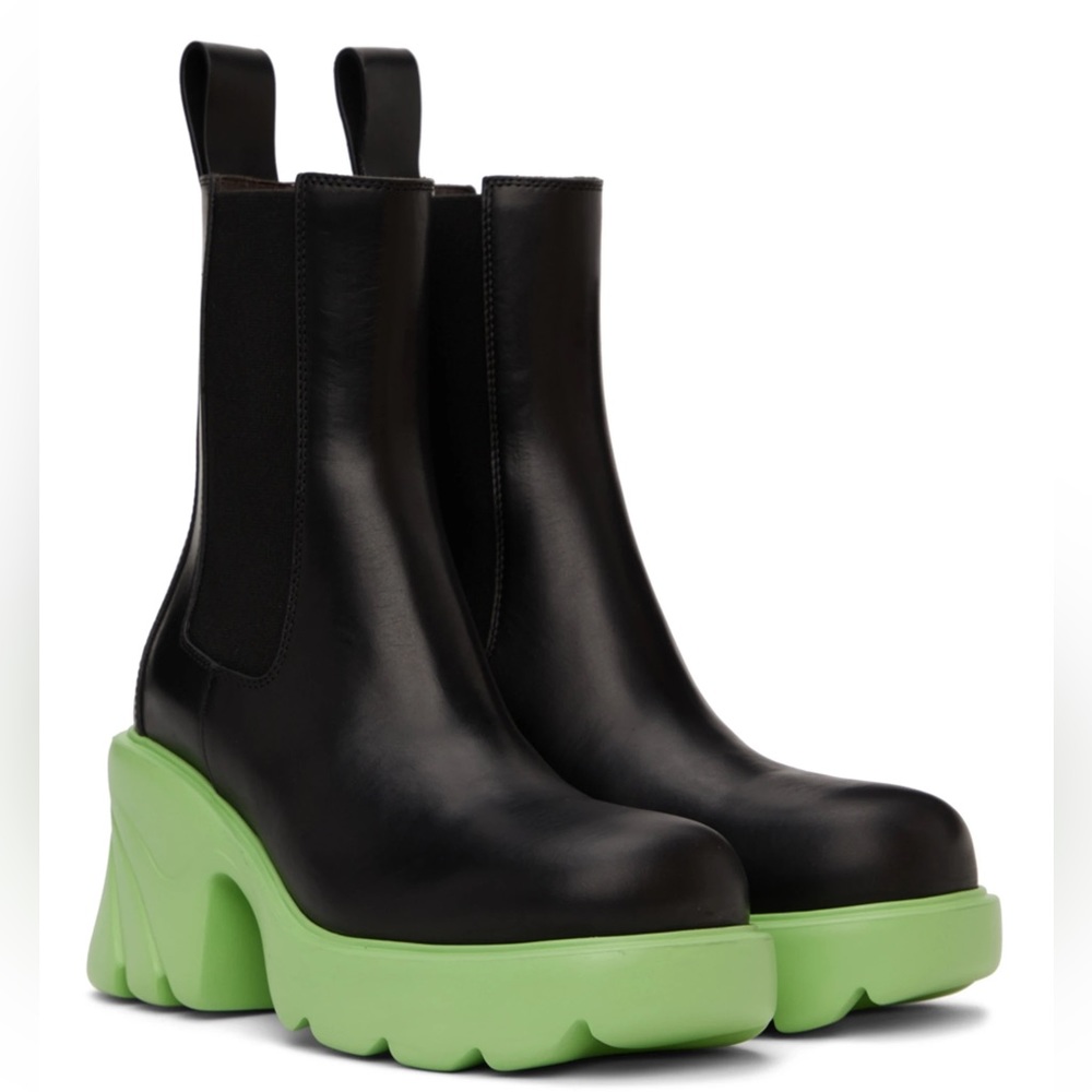 NEW IN BOX Bottega Veneta Flash leather boot in green/pistachio sz 37